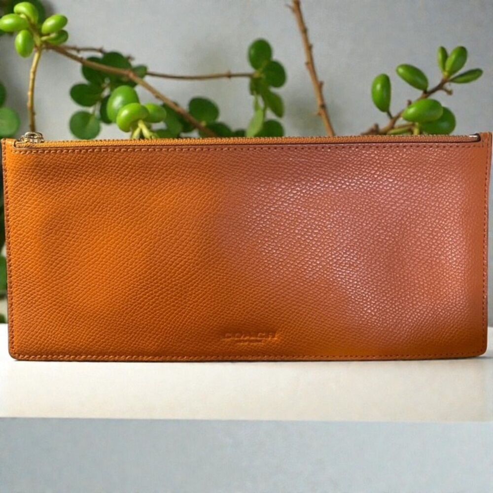 Coach Slim Leather Pouch - EUC